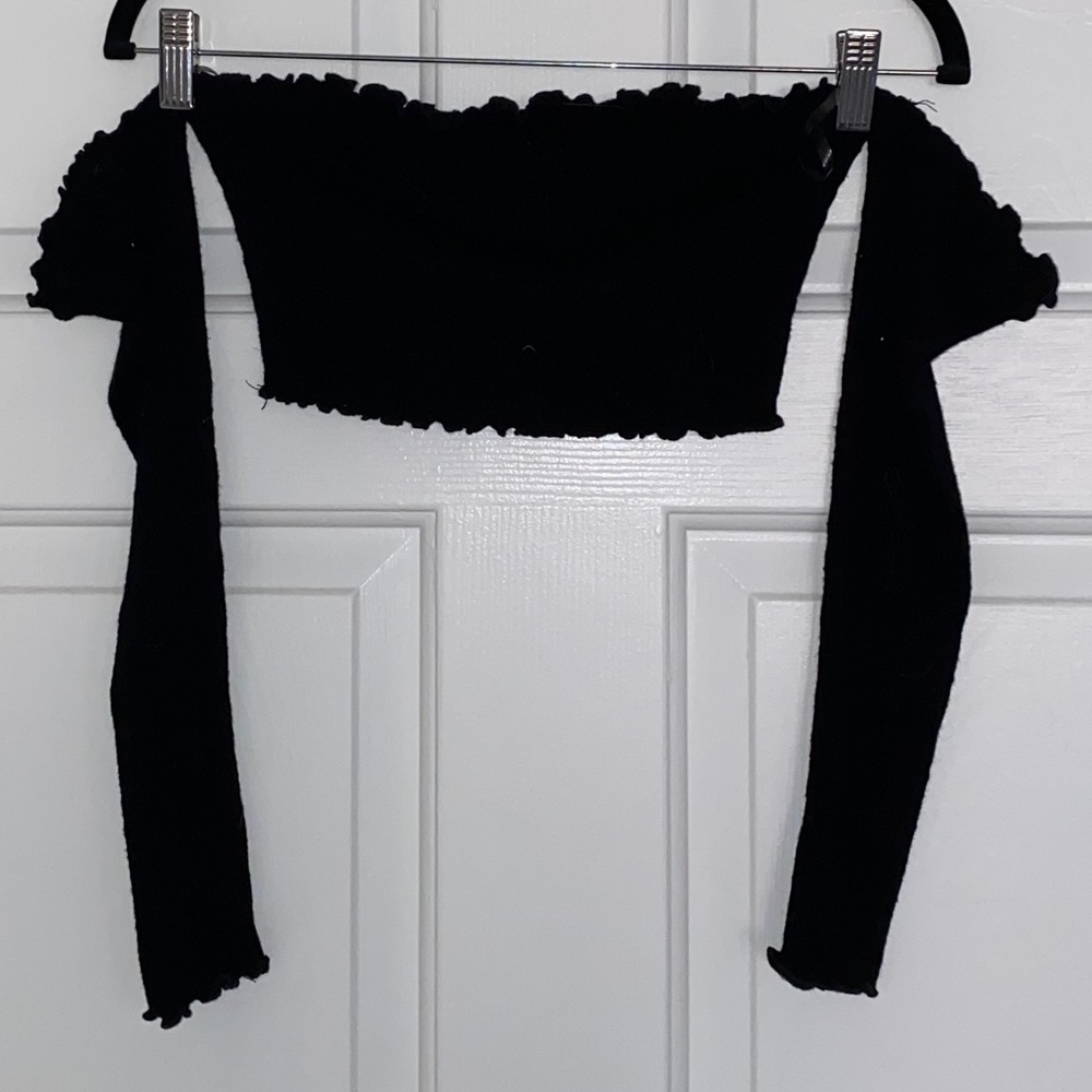 Long Sleeve Strapless Crop Top